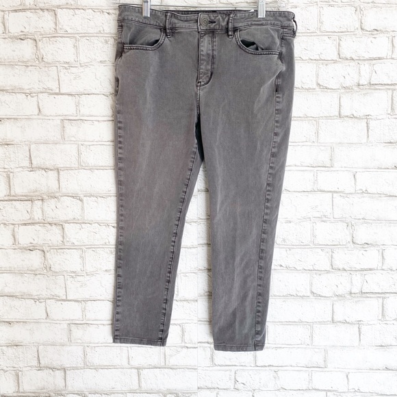 grey cropped jeggings